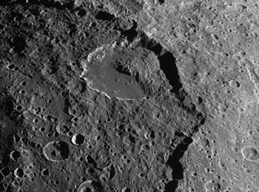 Landslide on Iapetus