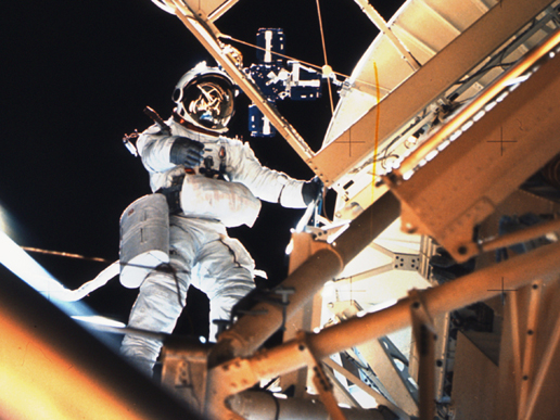 Skylab 3 astronaut Owen Garriott on a spacewalk in 1973